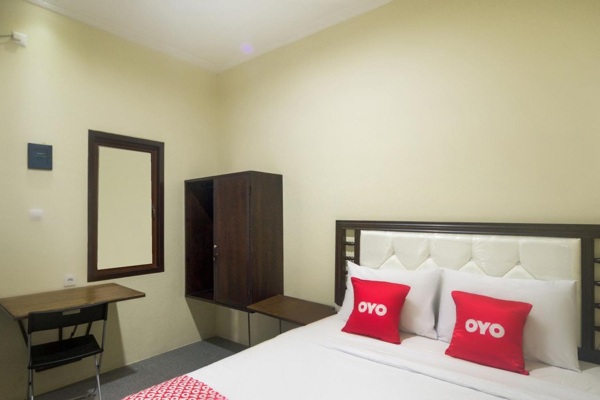 โอโย 3354 โฮเมีย เรสซิเดนซ์ Hotel Mencil ภายนอก รูปภาพ