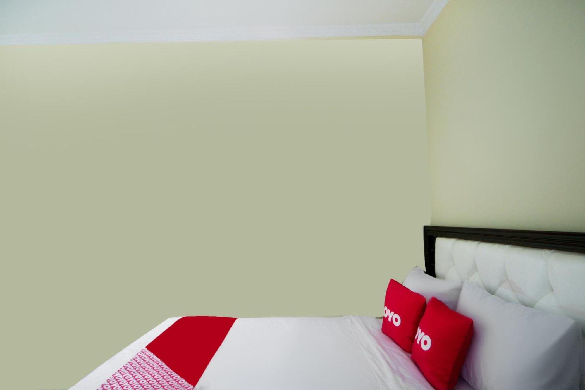 โอโย 3354 โฮเมีย เรสซิเดนซ์ Hotel Mencil ภายนอก รูปภาพ