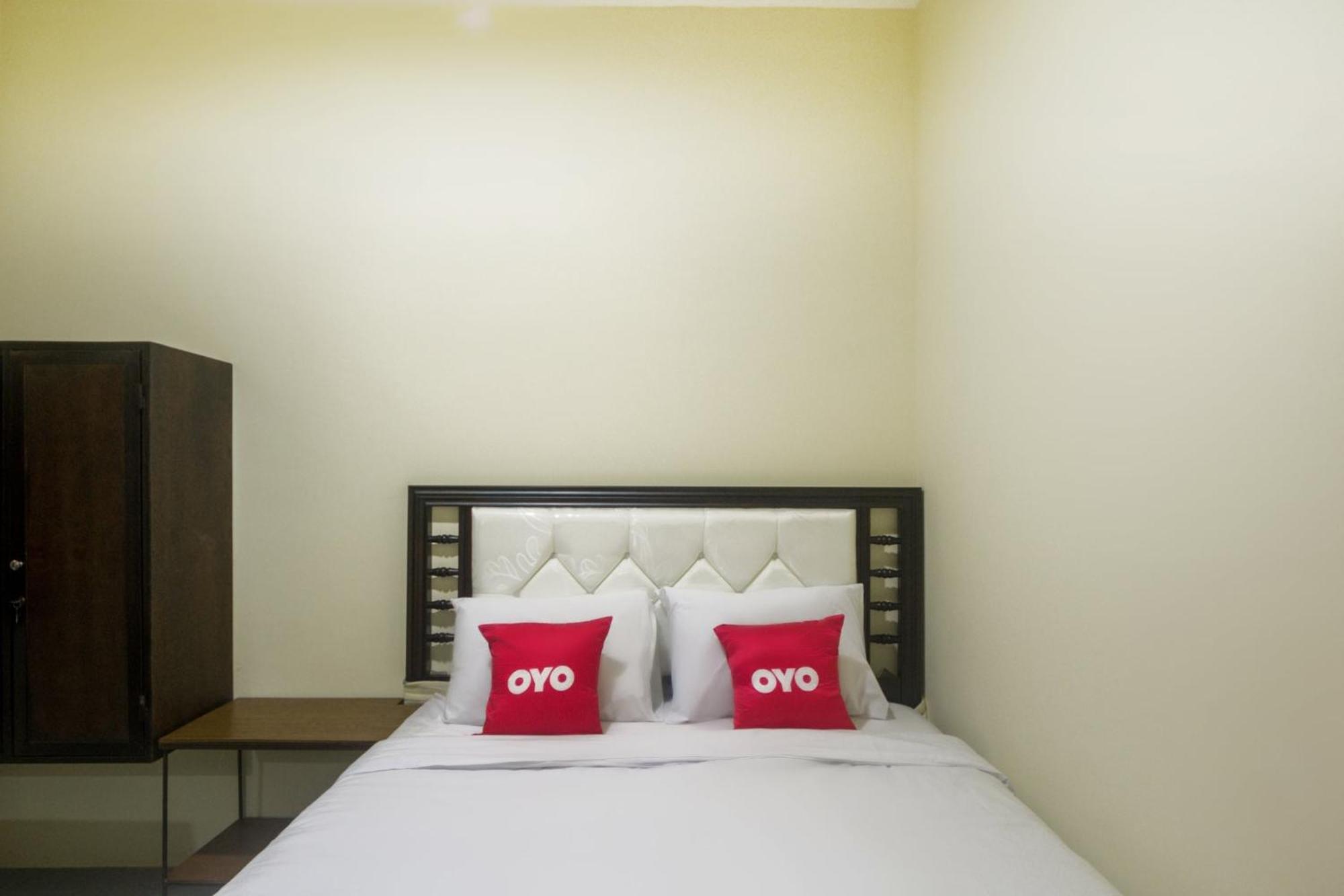 โอโย 3354 โฮเมีย เรสซิเดนซ์ Hotel Mencil ภายนอก รูปภาพ