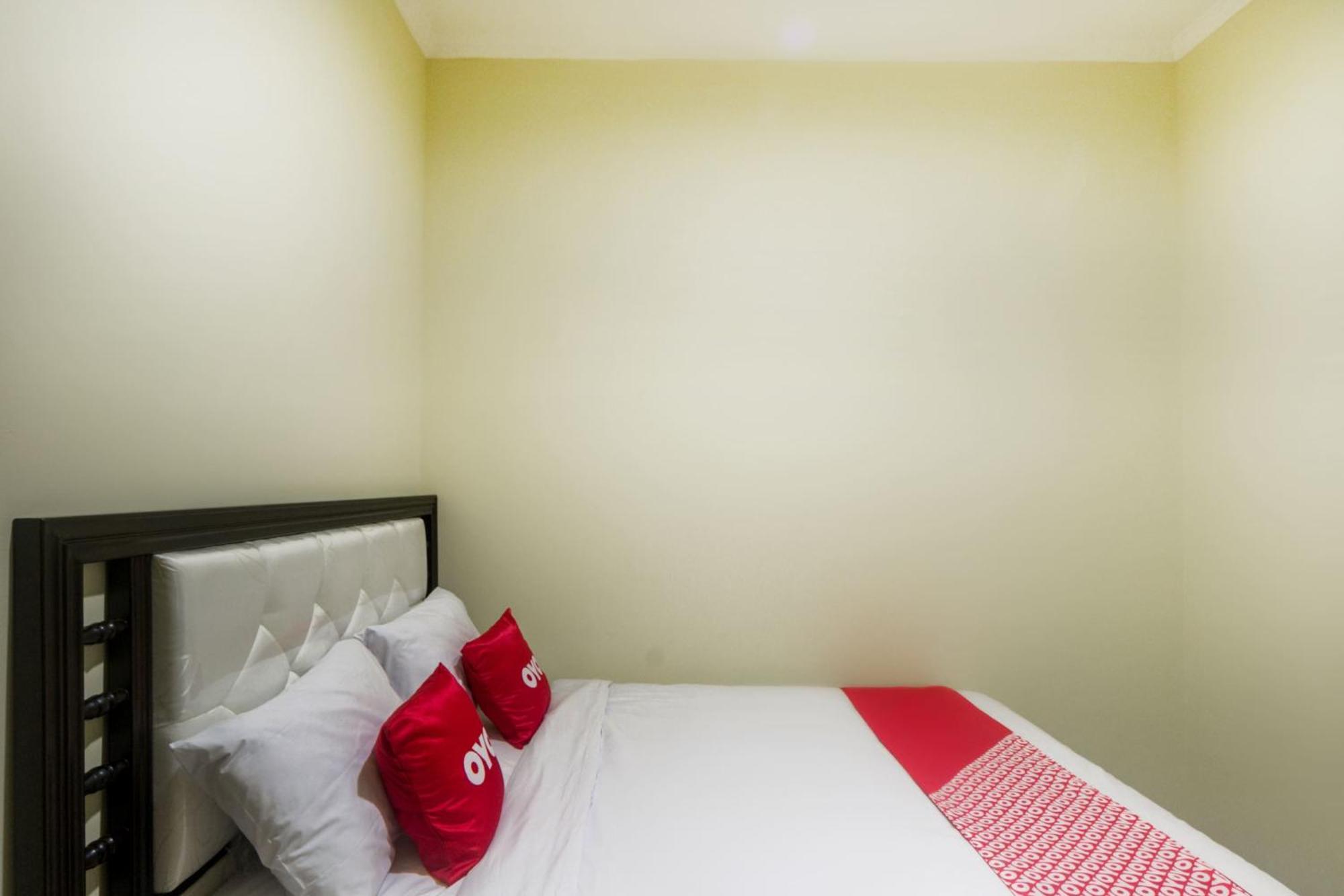 โอโย 3354 โฮเมีย เรสซิเดนซ์ Hotel Mencil ภายนอก รูปภาพ